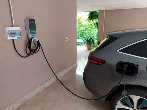 instalação-fornecimento-carregador-elétrico-1